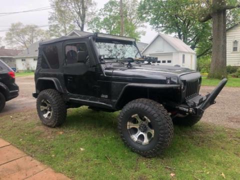 Jeep Stubby Front Bumper w/Stinger Bare Steel For 76-87 Jeep CJ7 81-85 Jeep Scrambler Wizard Works Offroad