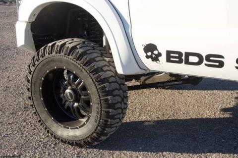 SS-M16 33x12.50R22 Radial Light Truck Hybrid Terrain Tire Interco Tire